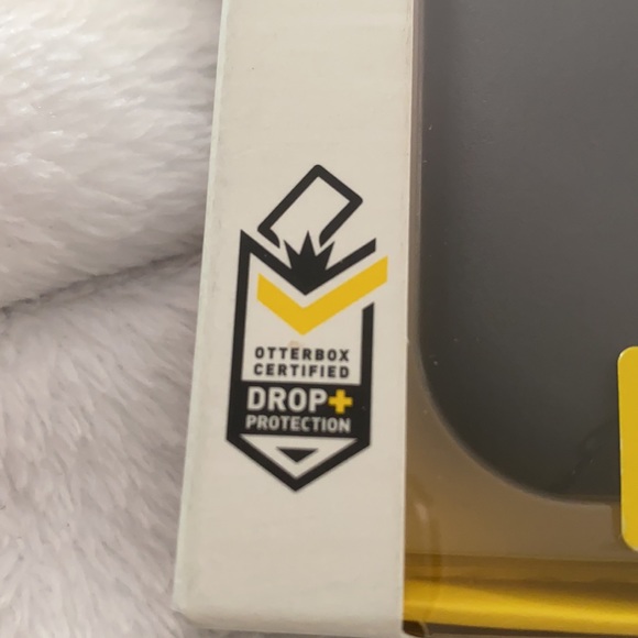 Google Pixel 3a otter box - Picture 3 of 4